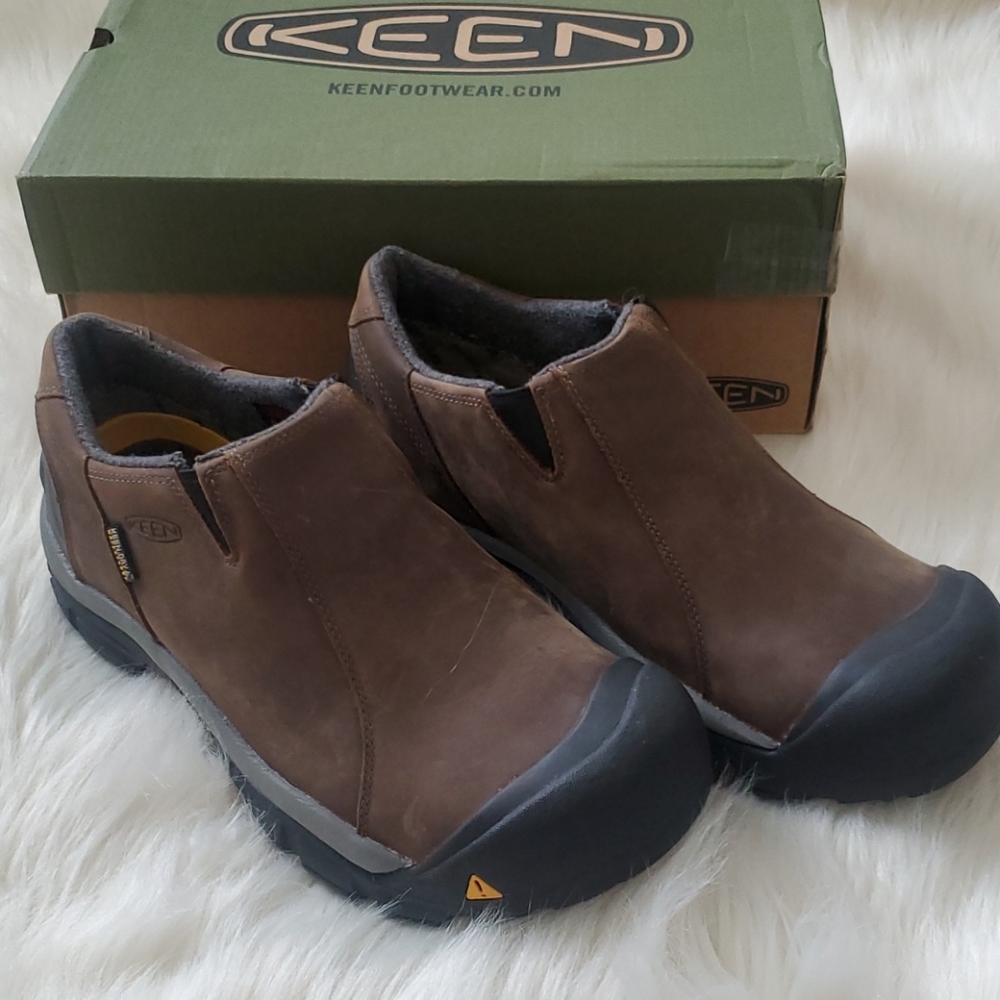Keen mens slip on